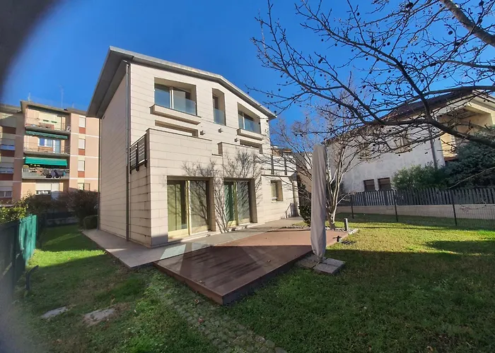 Db - La Dimora Apartament *